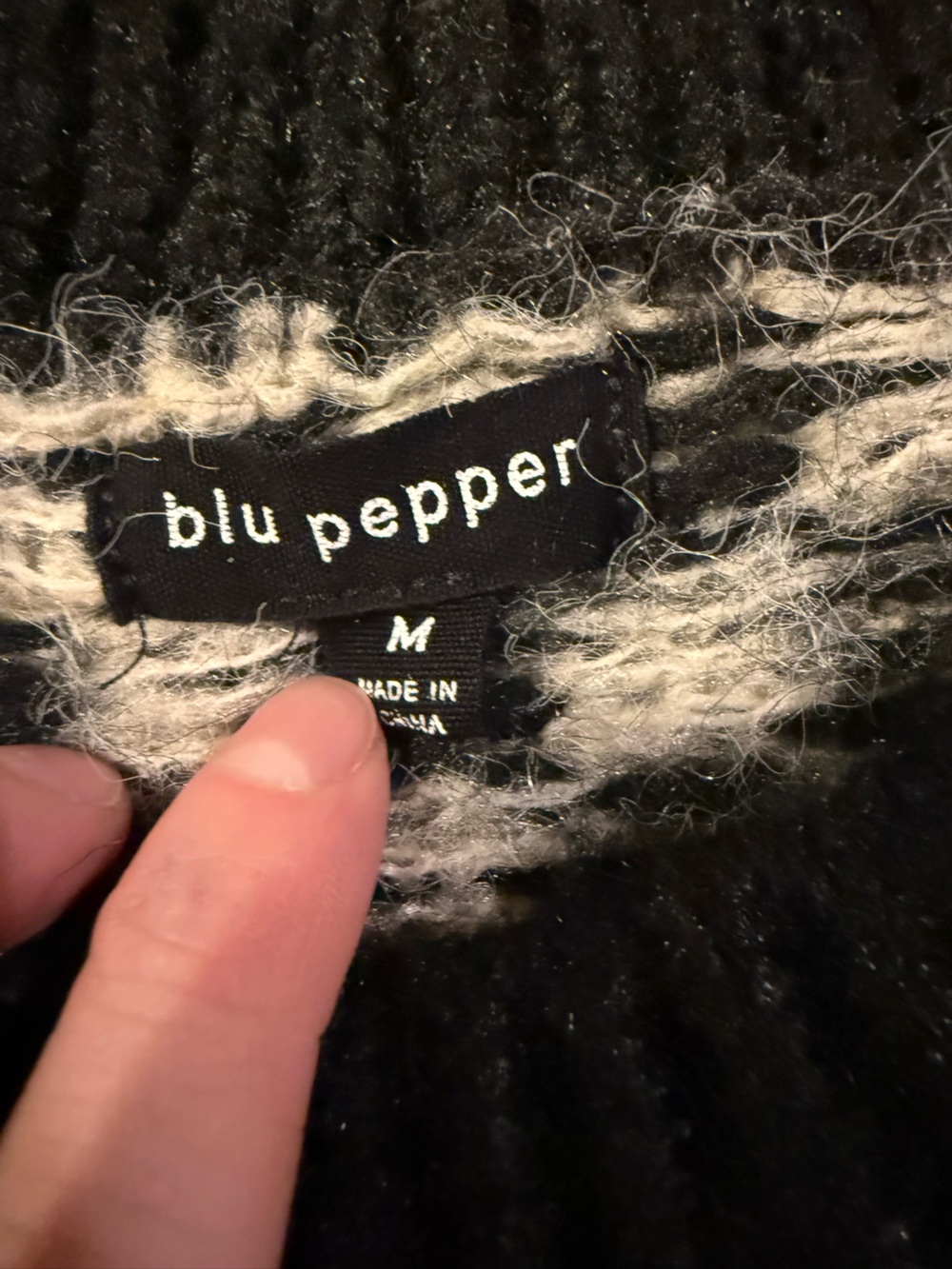 Blu Pepper Delaney Checkered Striped Chunky Knit Crew Sweater Black Cream M - Picture 6 of 16